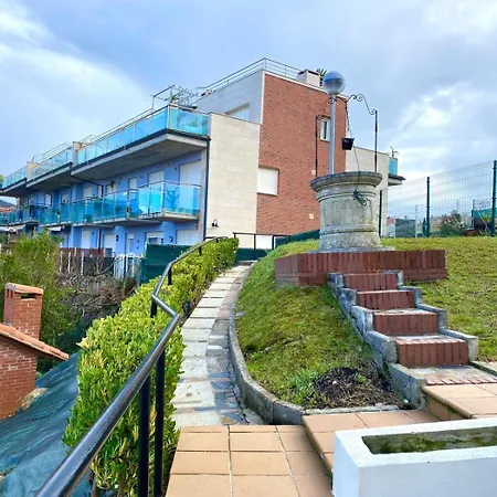 Apartment Casa Con Jardin A 2 Min Playa, Garaje Privado *