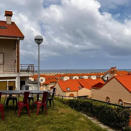 Casa Con Jardin A 2 Min Playa, Garaje Privado